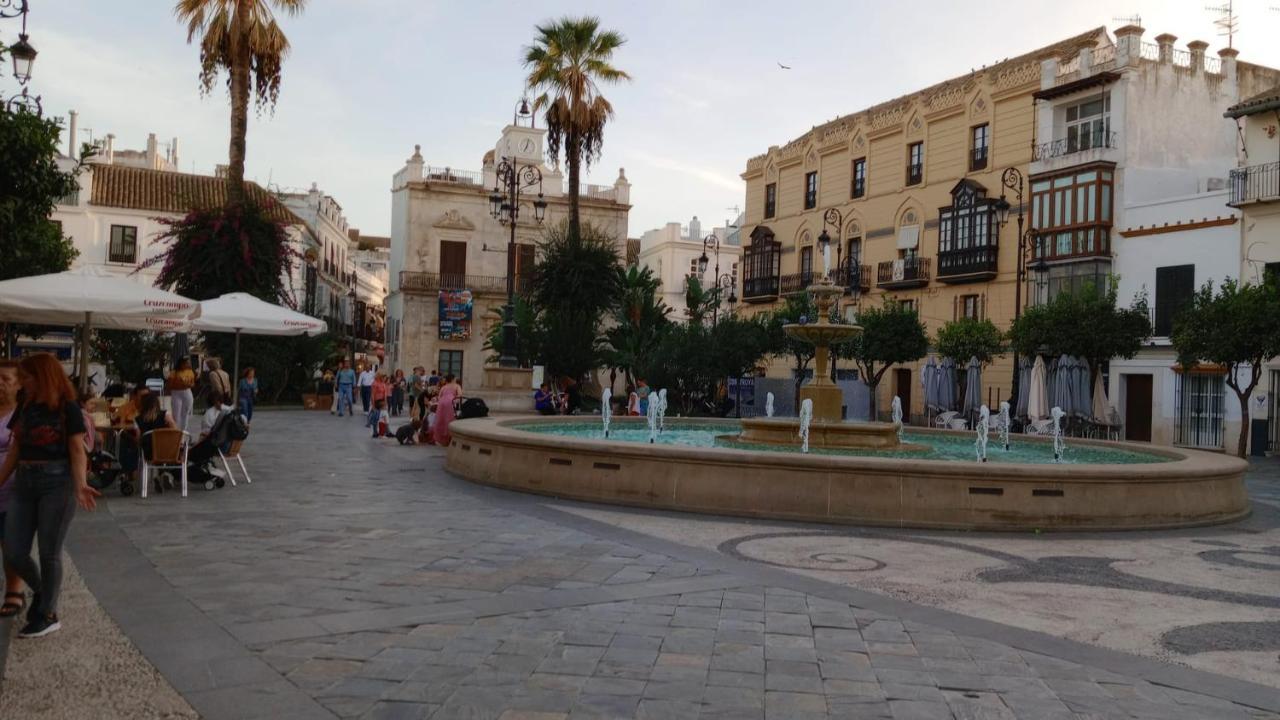 Piso De Dos Dormitorios En El Centro De Sanlucar De Barrameda Exterior photo